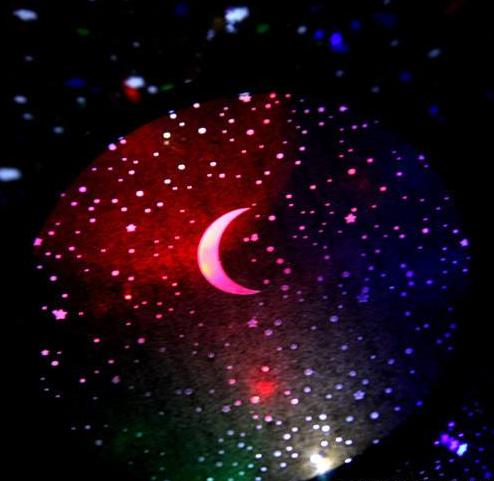 義烏陀螺燈驚現(xiàn)街頭，秒殺大紅燈籠，點(diǎn)燃氛圍新境界